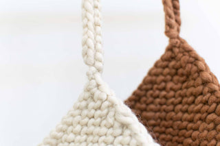 Knitted Wool Pot Holder | Natural